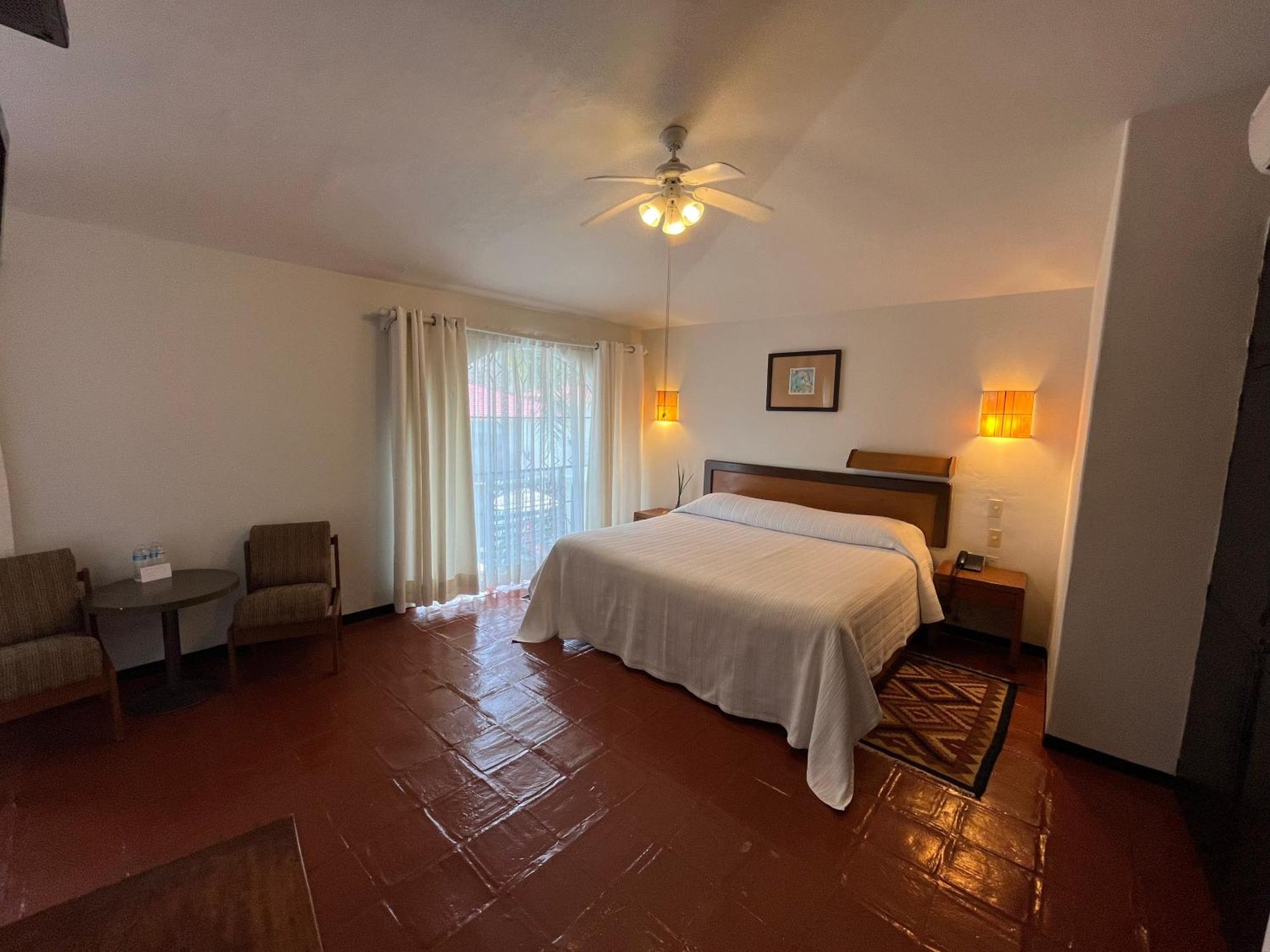 Hotel Ilebal Cuernavaca Centro - Lugar Con Encanto! 외부 사진